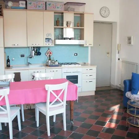 Apartment Cozy 4th Floor In Monti Neighborhood